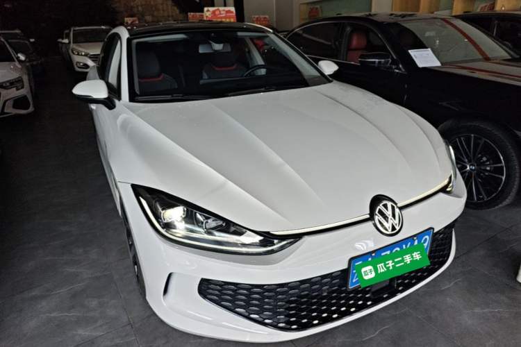 Used Volkswagen Lamando 2022 Lavida L 280TSI DSG Cool & Spicy Edition Front Right 45 Deg