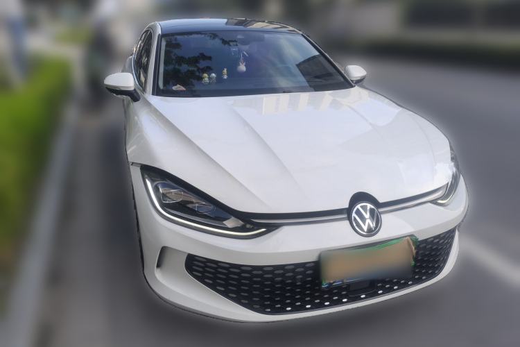 Used Volkswagen Lamando 2022 Lavida L 280TSI DSG Cool & Spicy Edition Front Right 45 Deg