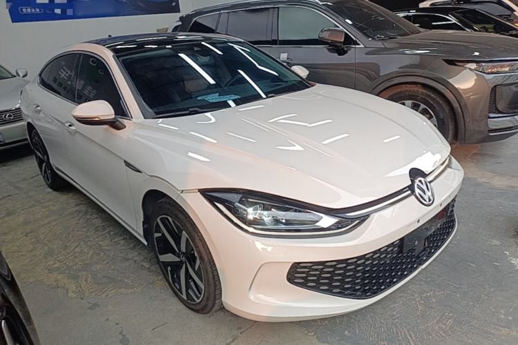 Used Volkswagen Lamando 2022 Lavida L 280TSI DSG Cool & Spicy Edition Front Right 45 Deg