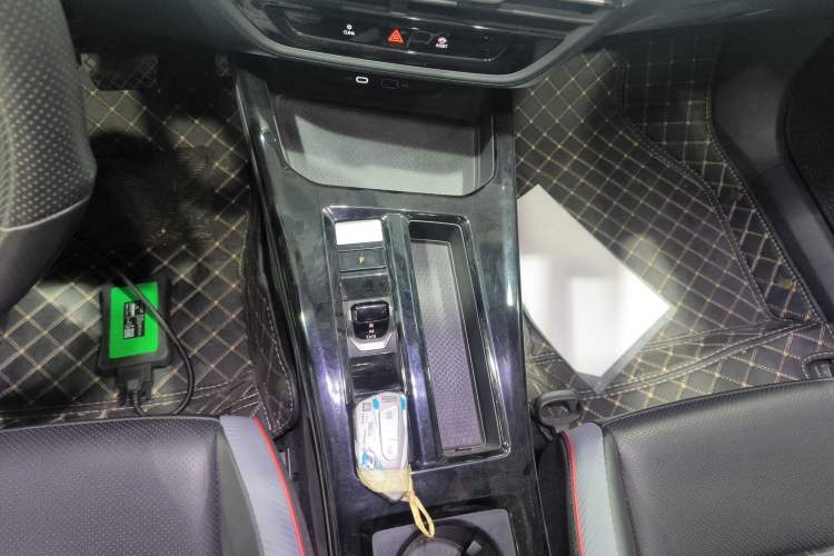 Used Volkswagen Lamando 2022 Lingdu L 280TSI DSG Spicy Edition Gear Lever
