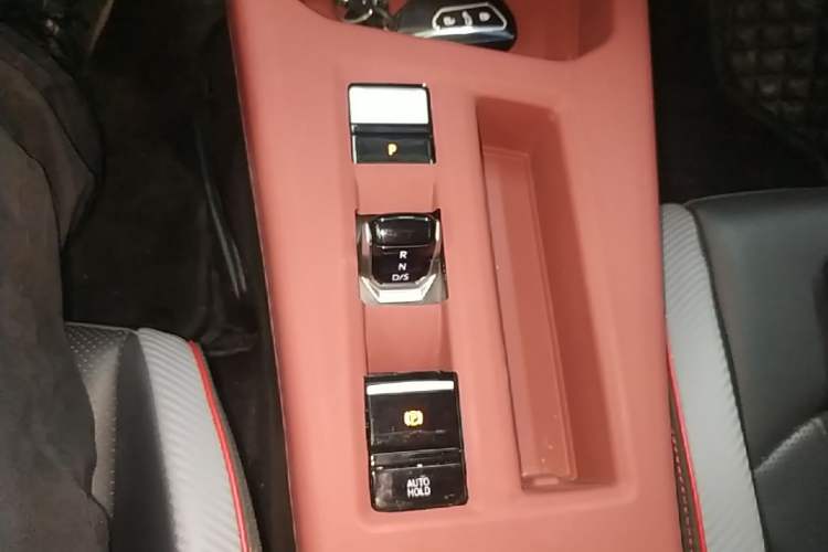 Used Volkswagen Lamando 2022 Lavida L 280TSI DSG Cool & Spicy Edition Gear Lever