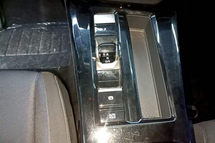 Used Volkswagen Lamando 2022 Lavida L 280TSI DSG Hot Edition Gear Lever
