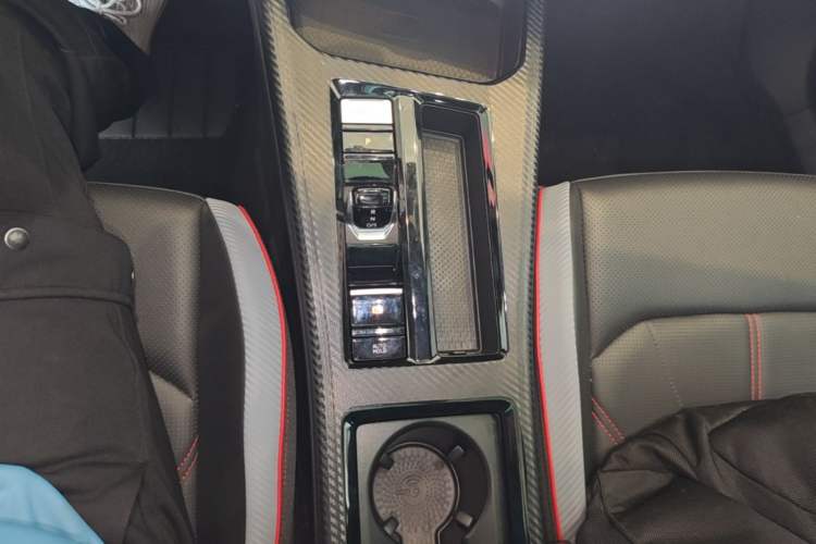 Used Volkswagen Lamando 2022 Lavida L 280TSI DSG Cool & Spicy Edition Gear Lever