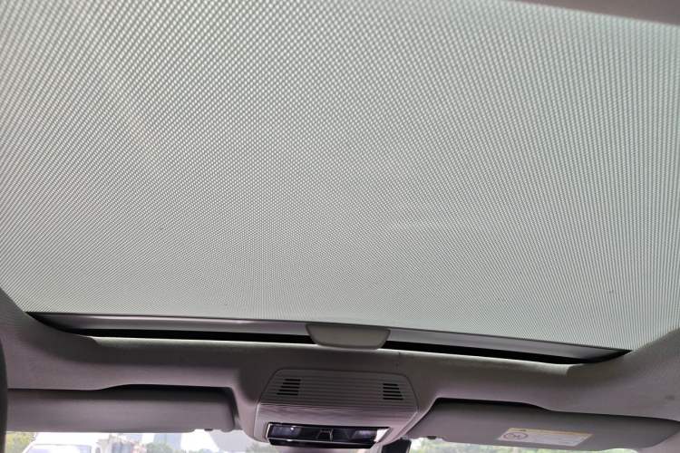 Used Volkswagen Lamando 2022 Lingdu L 280TSI DSG Spicy Edition Headliner