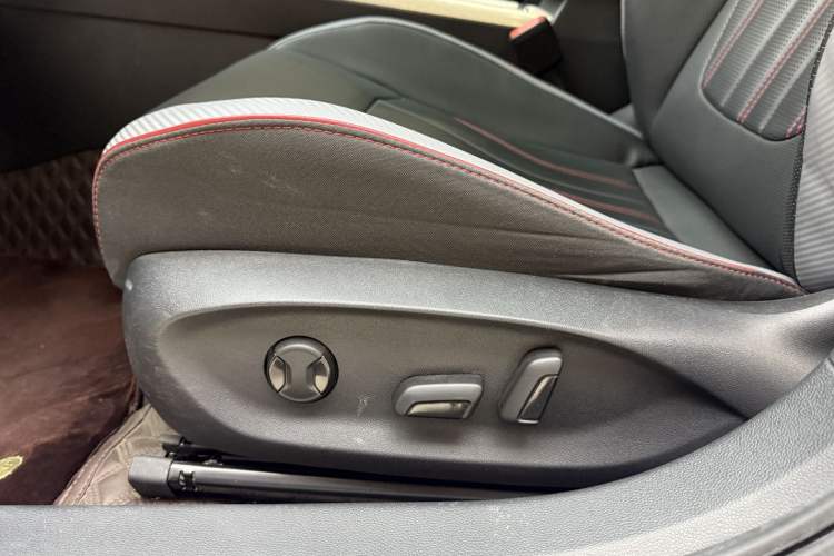 Used Volkswagen Lamando 2022 Lingdu L 280TSI DSG Ultra-Spicy Flagship Edition Interior 2