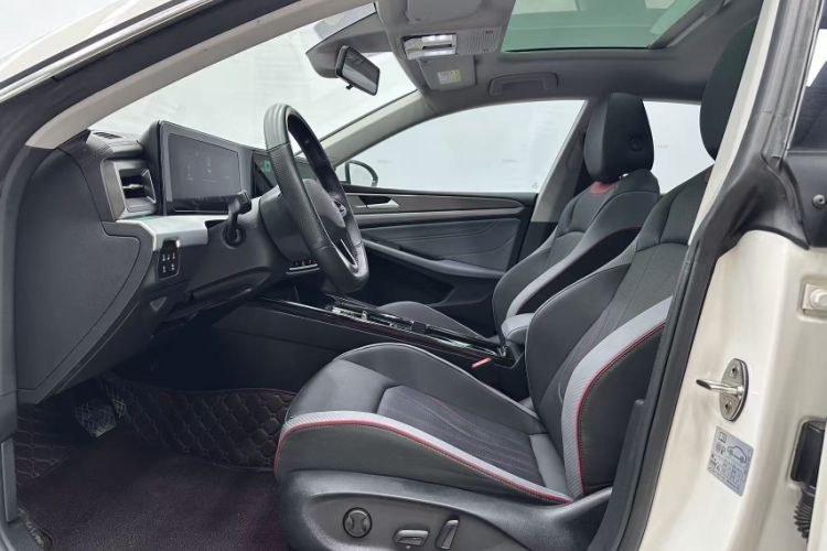 Used Volkswagen Lamando 2022 Lavida L 280TSI DSG Cool & Spicy Edition Interior 2