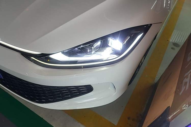 Used Volkswagen Lamando 2022 Lavida L 280TSI DSG Cool & Spicy Edition Left Front Headlight