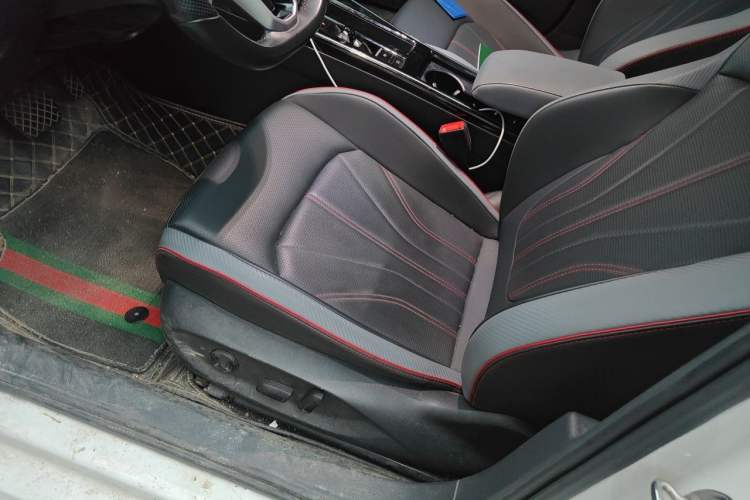 Used Volkswagen Lamando 2022 Lavida L 280TSI DSG Cool & Spicy Edition Left Front Seat