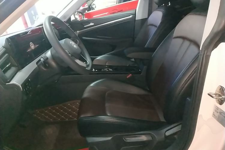 Used Volkswagen Lamando 2022 Lavida L 280TSI DSG Hot Edition Left Front Seat