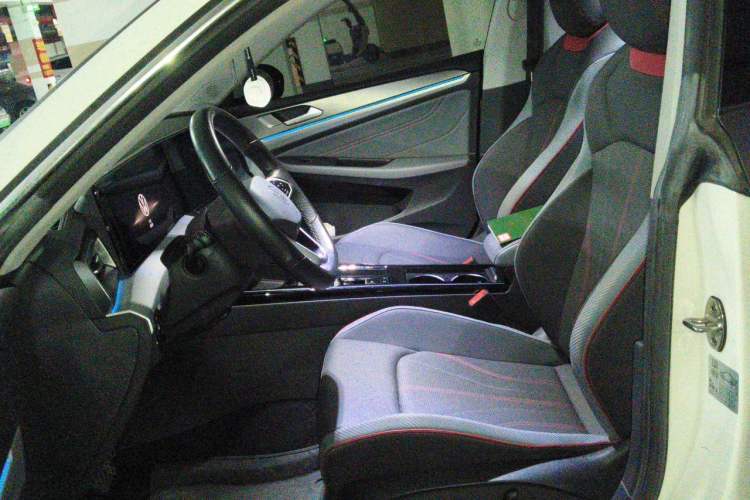Used Volkswagen Lamando 2022 Lavida L 280TSI DSG Cool & Spicy Edition Left Front Seat