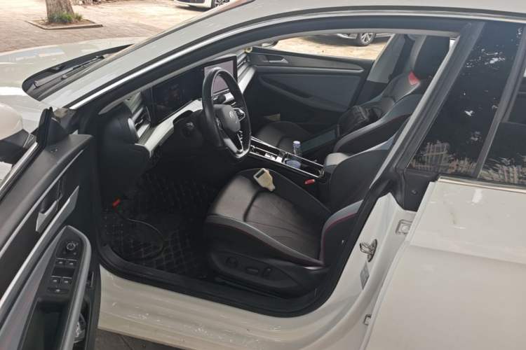 Used Volkswagen Lamando 2022 Lavida L 280TSI DSG Cool & Spicy Edition Left Front Seat