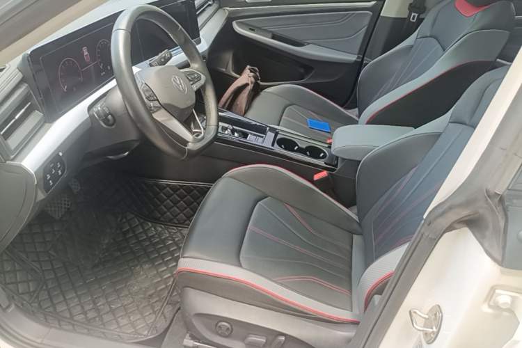 Used Volkswagen Lamando 2022 Lingdu L 280TSI DSG Spicy Edition Left Front Seat