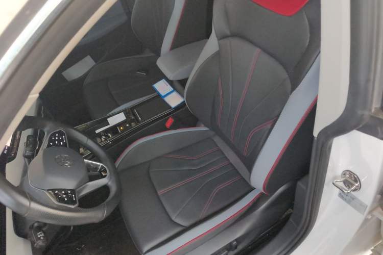 Used Volkswagen Lamando 2022 Lavida L 280TSI DSG Cool & Spicy Edition Left Front Seat