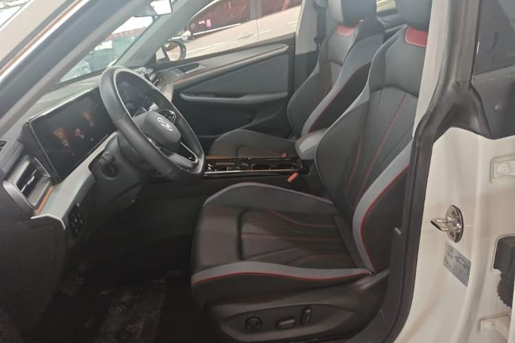 Used Volkswagen Lamando 2022 Lavida L 280TSI DSG Cool & Spicy Edition Left Front Seat