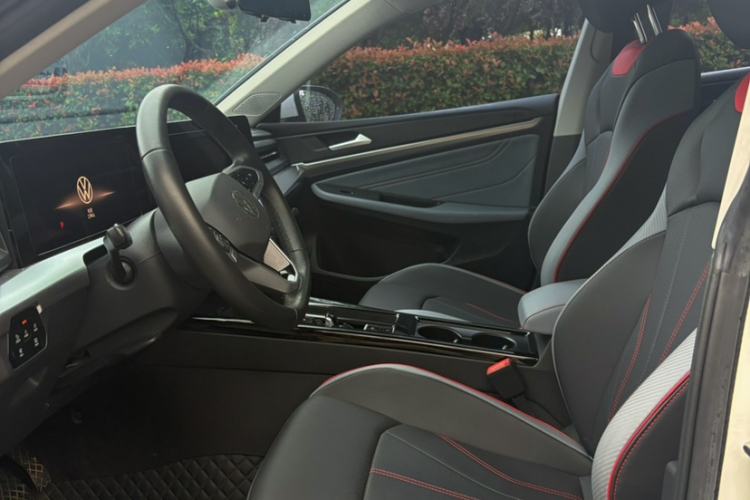 Used Volkswagen Lamando 2022 Lingdu L 280TSI DSG Spicy Edition Left Front Seat