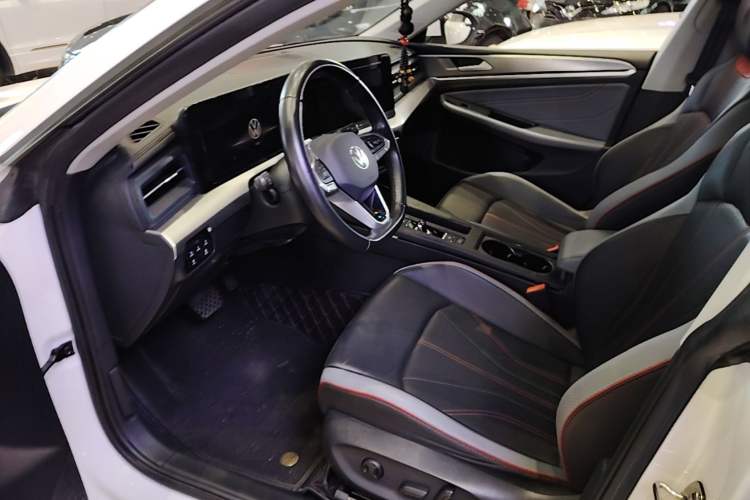 Used Volkswagen Lamando 2022 Lingdu L 280TSI DSG Spicy Edition Left Front Seat