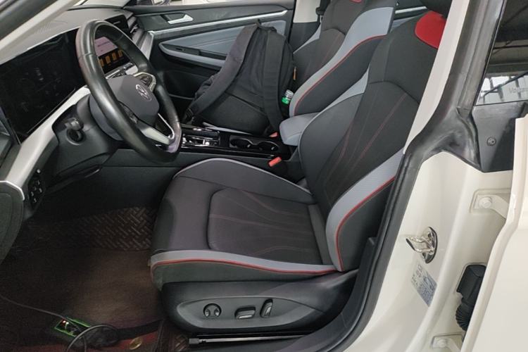 Used Volkswagen Lamando 2022 Lingdu L 280TSI DSG Spicy Edition Left Front Seat