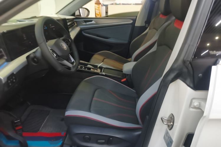 Used Volkswagen Lamando 2022 Lavida L 280TSI DSG Cool & Spicy Edition Left Front Seat