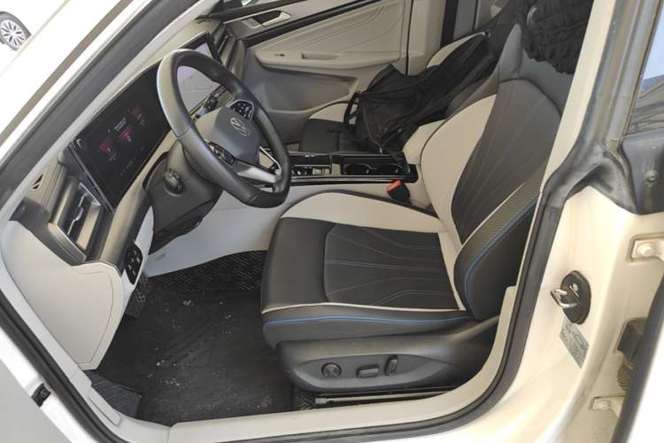 Used Volkswagen Lamando 2022 Lavida L 280TSI DSG Cool & Spicy Edition Left Front Seat