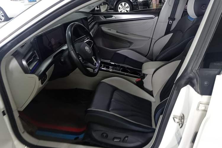 Used Volkswagen Lamando 2022 Lingdu L 280TSI DSG Ultra-Spicy Flagship Edition Left Front Seat