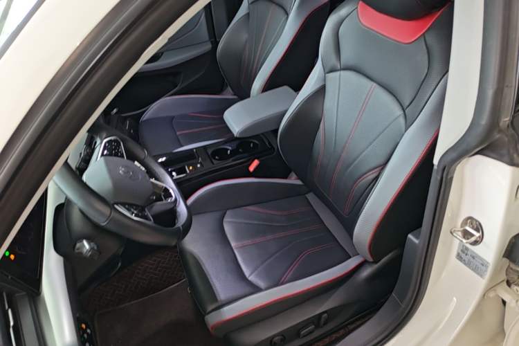 Used Volkswagen Lamando 2022 Lingdu L 280TSI DSG Spicy Edition Left Front Seat