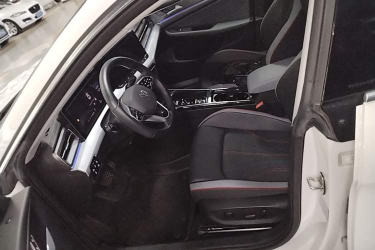 Used Volkswagen Lamando 2022 Lavida L 280TSI DSG Cool & Spicy Edition Left Front Seat