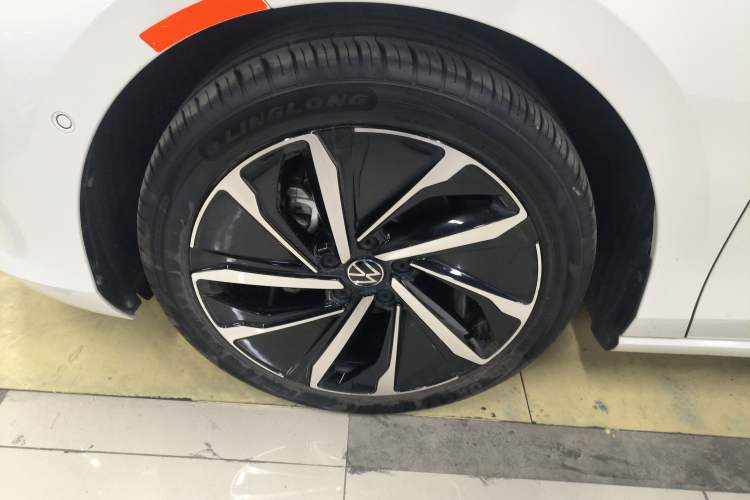 Used Volkswagen Lamando 2022 Lingdu L 280TSI DSG Ultra-Spicy Flagship Edition Left Front Wheel Hub