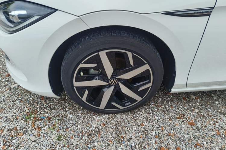 Used Volkswagen Lamando 2022 Lavida L 280TSI DSG Cool & Spicy Edition Left Front Wheel Hub
