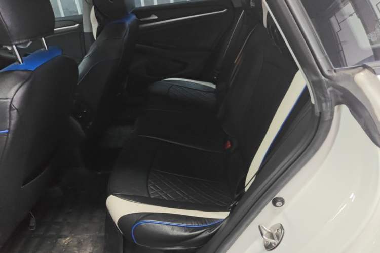Used Volkswagen Lamando 2022 Lavida L 280TSI DSG Hot Edition Left Rear Seat