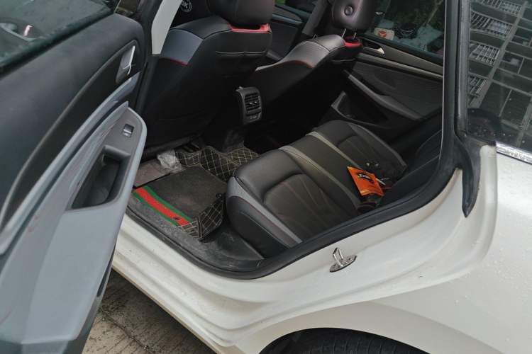Used Volkswagen Lamando 2022 Lavida L 280TSI DSG Cool & Spicy Edition Left Rear Seat