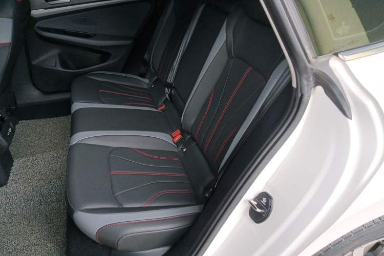Used Volkswagen Lamando 2022 Lavida L 280TSI DSG Cool & Spicy Edition Left Rear Seat
