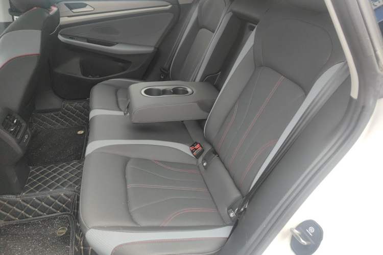 Used Volkswagen Lamando 2022 Lavida L 280TSI DSG Cool & Spicy Edition Left Rear Seat