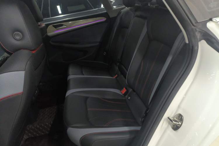 Used Volkswagen Lamando 2022 Lingdu L 280TSI DSG Ultra-Spicy Flagship Edition Left Rear Seat