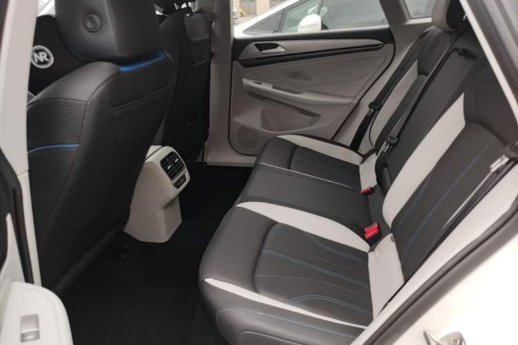 Used Volkswagen Lamando 2022 Lavida L 280TSI DSG Cool & Spicy Edition Left Rear Seat