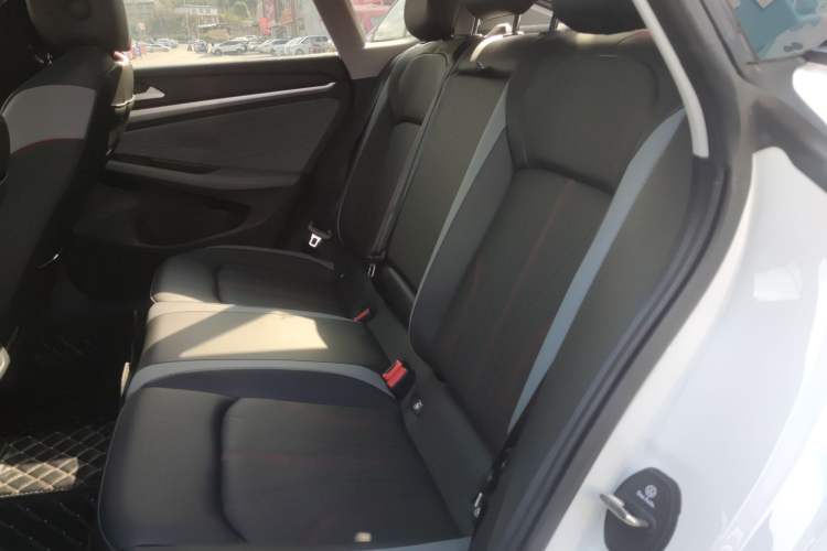 Used Volkswagen Lamando 2022 Lingdu L 280TSI DSG Spicy Edition Left Rear Seat