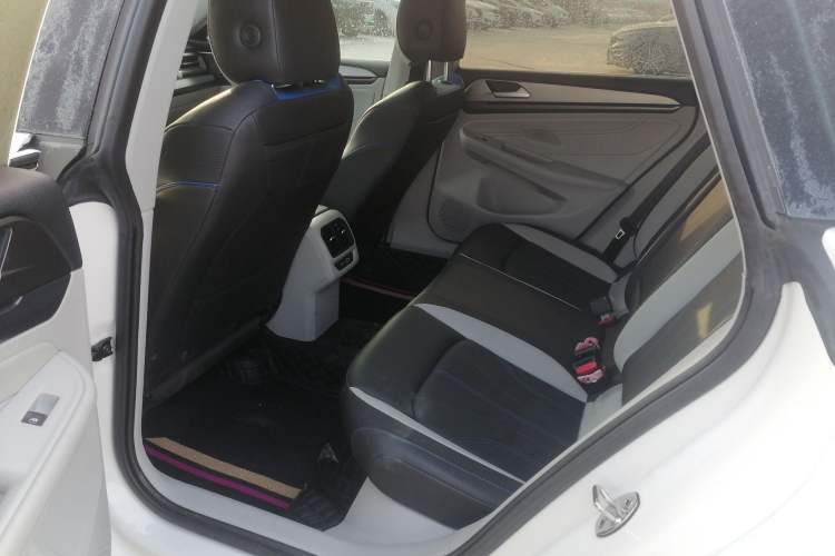 Used Volkswagen Lamando 2022 Lavida L 280TSI DSG Cool & Spicy Edition Left Rear Seat