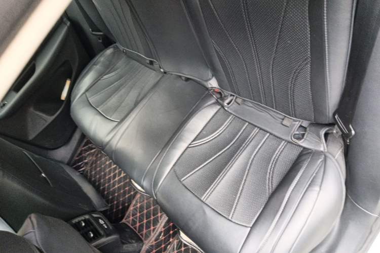 Used Volkswagen Lamando 2022 Lavida L 280TSI DSG Hot Edition Left Rear Seat