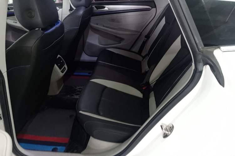 Used Volkswagen Lamando 2022 Lingdu L 280TSI DSG Ultra-Spicy Flagship Edition Left Rear Seat