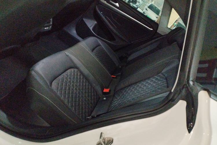 Used Volkswagen Lamando 2022 Lavida L 280TSI DSG Hot Edition Left Rear Seat
