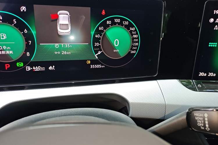 Used Volkswagen Lamando 2022 Lavida L 280TSI DSG Cool & Spicy Edition Odometer Close Up