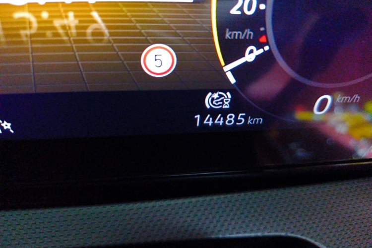 Used Volkswagen Lamando 2022 Lavida L 280TSI DSG Cool & Spicy Edition Odometer Close Up