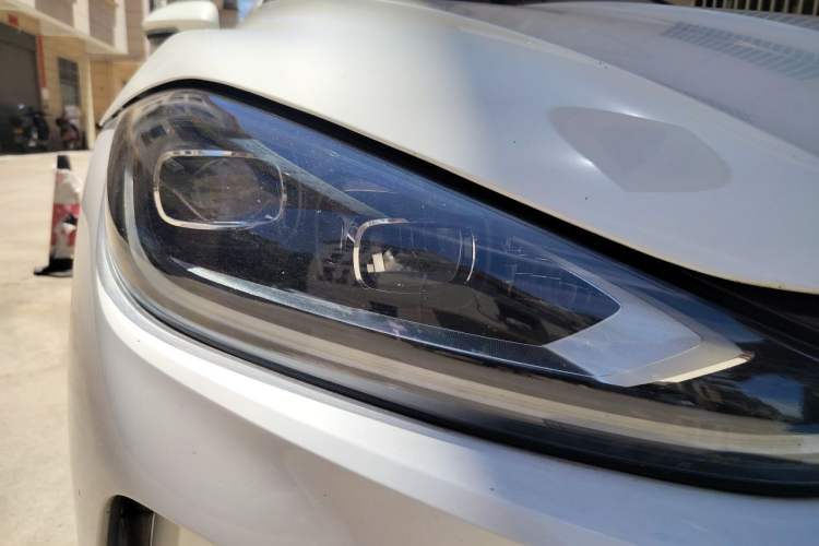 Used Volkswagen Lamando 2022 Lavida L 280TSI DSG Cool & Spicy Edition Right Front Headlight