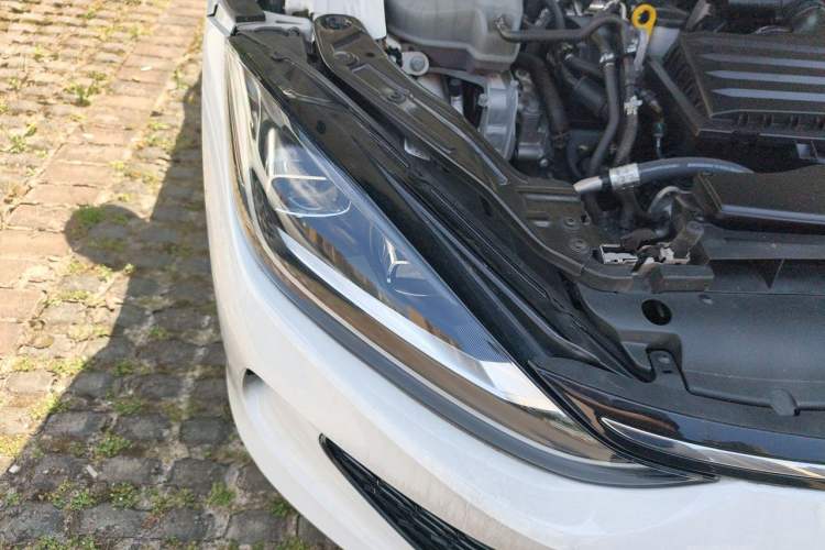 Used Volkswagen Lamando 2022 Lingdu L 280TSI DSG Spicy Edition Right Front Headlight
