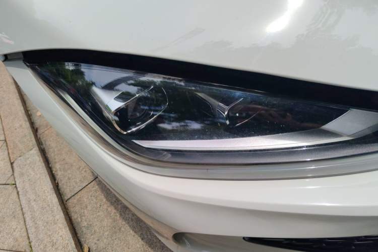 Used Volkswagen Lamando 2022 Lavida L 280TSI DSG Hot Edition Right Front Headlight