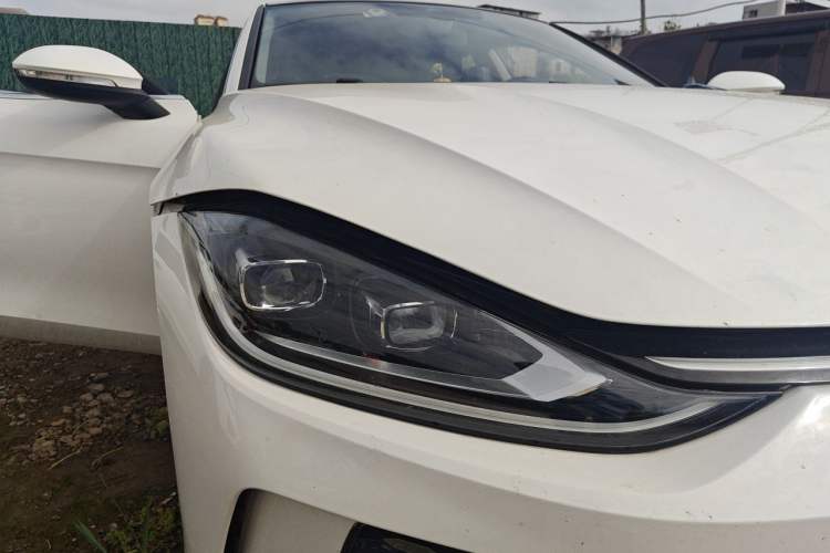 Used Volkswagen Lamando 2022 Lavida L 280TSI DSG Cool & Spicy Edition Right Front Headlight