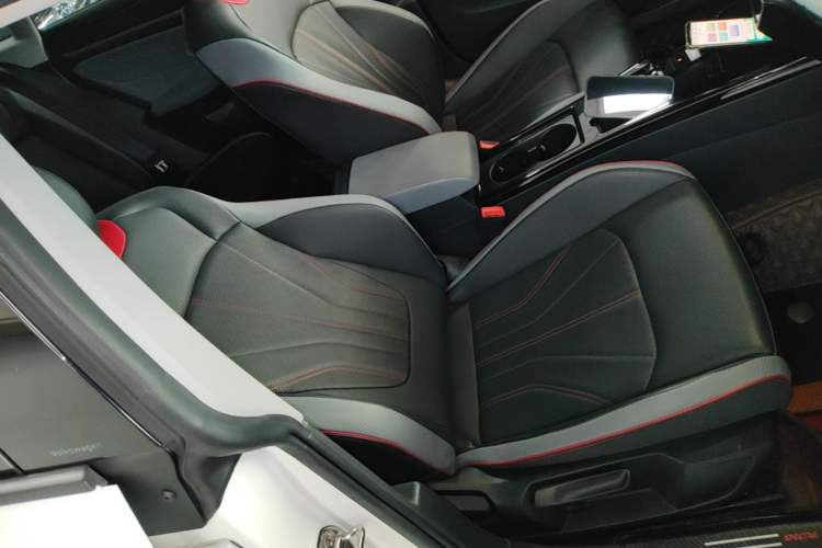 Used Volkswagen Lamando 2022 Lingdu L 280TSI DSG Spicy Edition Right Front Seat