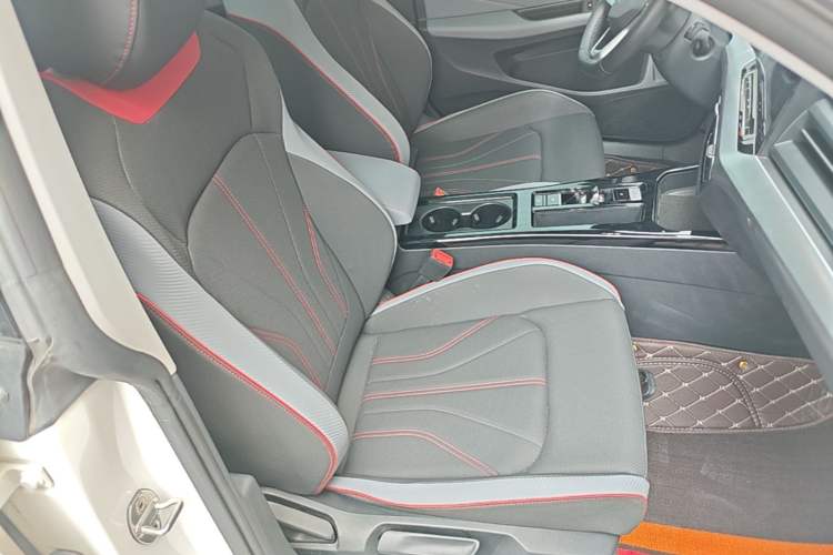 Used Volkswagen Lamando 2022 Lingdu L 280TSI DSG Spicy Edition Right Front Seat