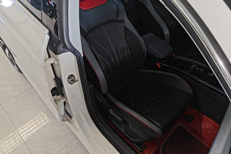 Used Volkswagen Lamando 2022 Lavida L 280TSI DSG Cool & Spicy Edition Right Front Seat