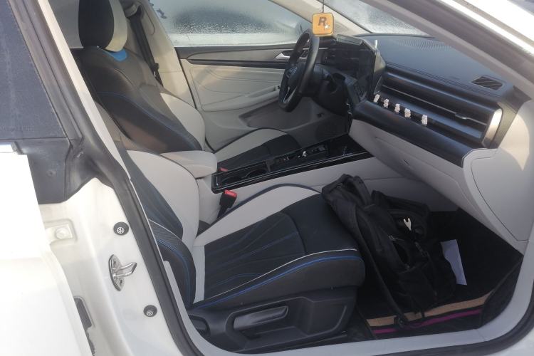 Used Volkswagen Lamando 2022 Lavida L 280TSI DSG Cool & Spicy Edition Right Front Seat
