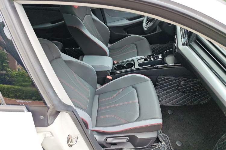 Used Volkswagen Lamando 2022 Lingdu L 280TSI DSG Spicy Edition Right Front Seat
